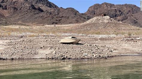 Lake Mead Boats Emerge As Water Level Drops To 1050 Feet Cnn