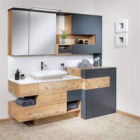 Badezimmermöbel nach Maß | P.MAX Maßmöbel | Modelos de baños pequeños