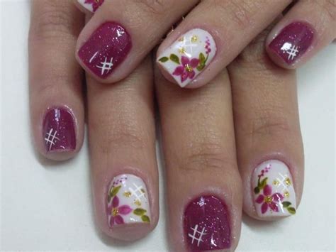 Uñas decoradas con flores 2021. Unas flores sencillas y muy bonitas (con imágenes) | Uñas ...