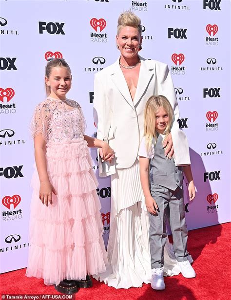 Pink Hits The Red Carpet With Her Kids Willow Sage And Jameson Moon At
