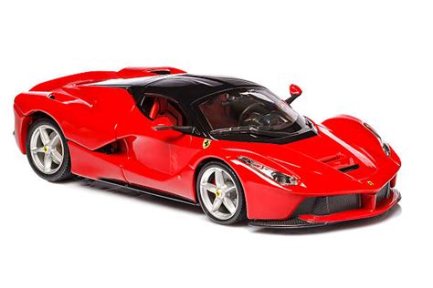 120 La Ferrari Stock Photos Pictures And Royalty Free Images Istock