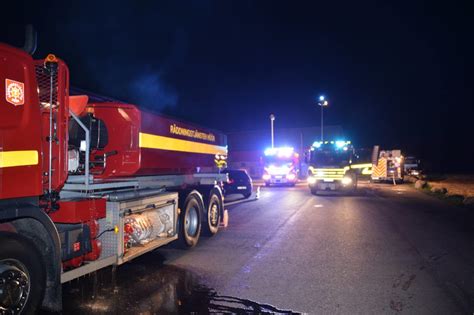 May 20, 2013 · blåljus.se är den ledande nyhetstidningen för utryckningsnyheter. Brand i verkstadsbyggnad utanför Eslöv - PPPress.se
