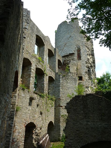 Burg Neuhaus • Burg » outdooractive.com