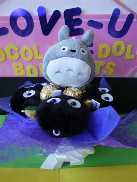 Totoro And Soot Spirit Dust Plush Flower Bouquet By Loveubouquets Totoro
