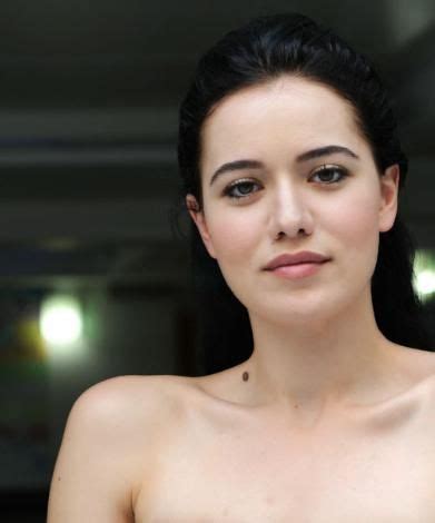 Fahriye Evcen The Most Beautiful Turkish Actress Famosos