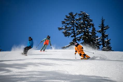 6 Ski Resorts Within 2 Hours Of Vancouver Bc Canada