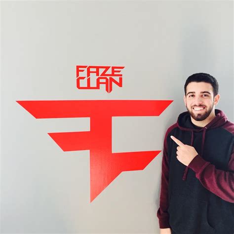 Faze Clan On Twitter We Just Set Up Our Wall Decals Pick Yours Up