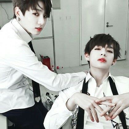 Origin¹²⁷ @ comms @little_luxray 25 июня 2019 г. Vampire BTS Jungkook and V | Вампиры, Кей поп, Танцоры