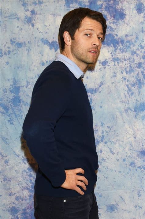 7 excellent pictures of misha collins at the hollywood collectors convention castiel