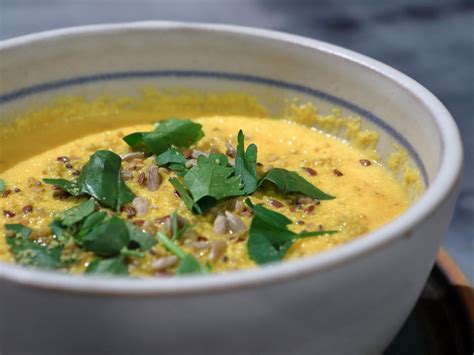 Sopa's supporters are trying to reach consensus on the bill before putting it to a vote in the house of representatives, which suggests that any vote may be some way off. Sopa Cruda de Calabaza - El Gourmet
