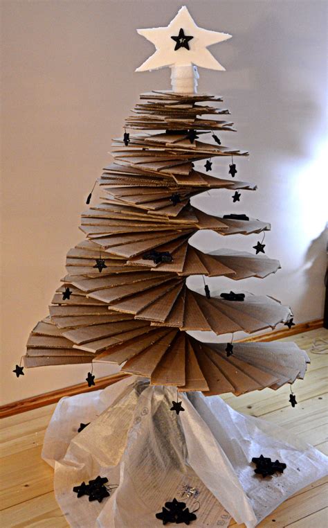 Diy Modern Cardboard Christmas Tree Sharenator Cardboard Christmas