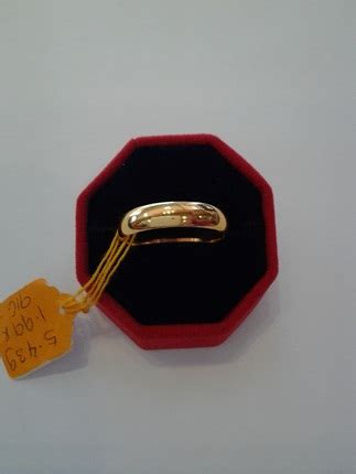 Want to sell new cincin belah rotan emas 916 rm155/gram tanpa caj upah add rm 10 postage. Serlahkan Kewanitaan Dengan Barangan Hiasan Emas: CINCIN ...