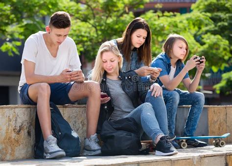 Teenagers With Mobile Phones Stock Image Image Of Friendship Online