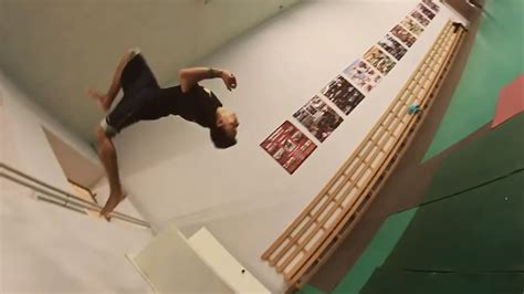 Parkour And Freerunning 2016 Flow And Tricks Youtube