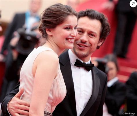 Durante la serata hanno dimostrato molto feeling e propensione alle tenerezze (abbracci & co.). Stefano Accorsi et Laetitia Casta à Cannes en mai 2011 ...