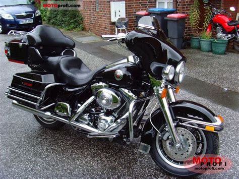 2006 electra glide ultra classic harley flhti 1449ccm engine 52kw trunk bench with rckenlehen disc brake twice 2 cylinders exhaust light blue motor rack. Harley-Davidson FLHTCUI Ultra Classic Electra Glide 2006 ...