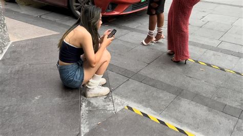Street life in china Secret bars Sexy girls Guangzhou 中国街头生活 秘密