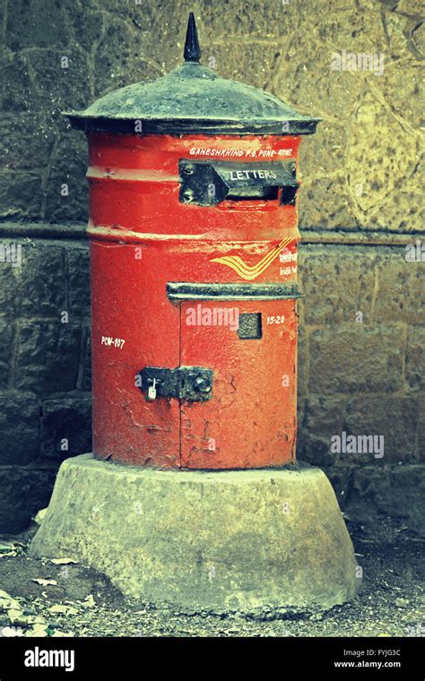 India Post Letterbox Hi Res Stock Photography And Images Alamy