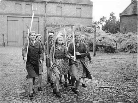 League Of German Girls F001219 Bdm Bund Deutscher Madel World War Ii Militaria 1939 1945 Militaria