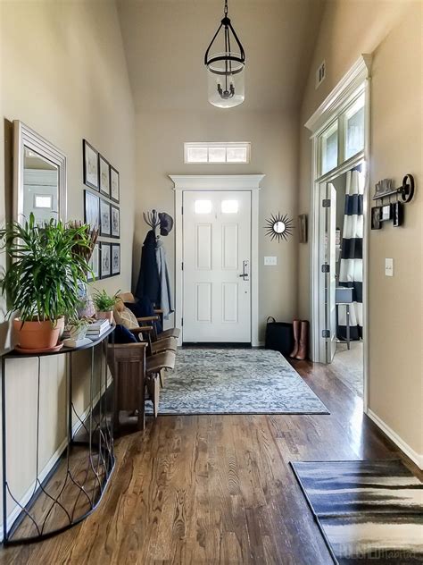 Here are our top suggestions for businesses that are bound to succeed. 25+ Real-life Mudroom and Entryway Decorating Ideas by ...