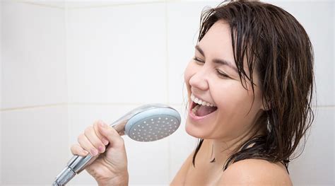 The 7 Best Songs To Sing In The Shower