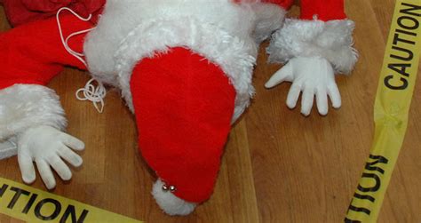 How Hundreds Of Kids Witnessed The Death Of Santa Claus After He