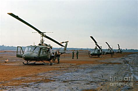 Huey Bell Uh 1 Iroquois Helicopter Pleiku Vietnam 1969