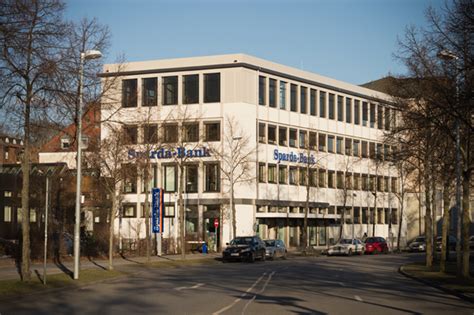 Ihr girokonto können sie direkt online oder in einer filiale eröffnen! Sparda-Bank Ostbayern Zentrale Regensburg Aufstockung ...