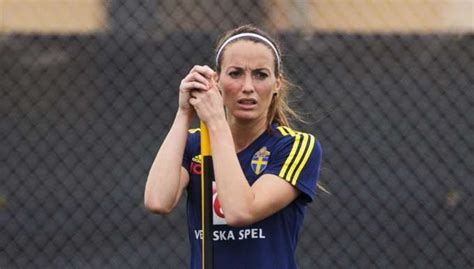We would like to show you a description here but the site won't allow us. Kosovare Asllani