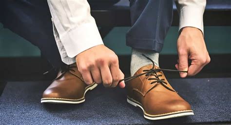 How To Stretch Leather Shoes At Home In 9 Ways