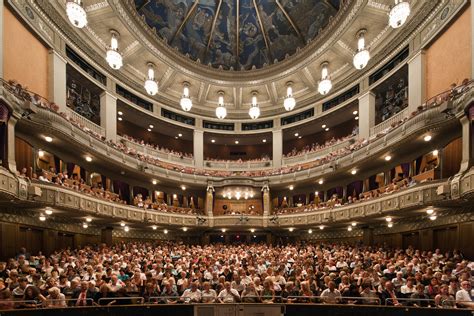 Mehr Karten Ab November Staatsoper Stuttgart