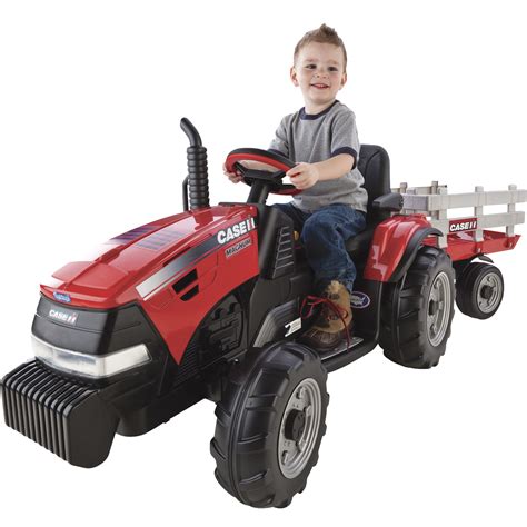 Case I H Magnum Battery Operated Ground Force 12 Volt Tractor With