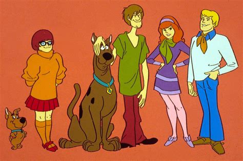 Heather North The Voice Of Scooby Doo S Daphne Dies At 71 Bbc News