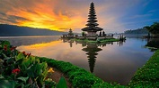 Temple In Water With Reflection Bali Indonesia Pura Ulun Danu Bratan ...