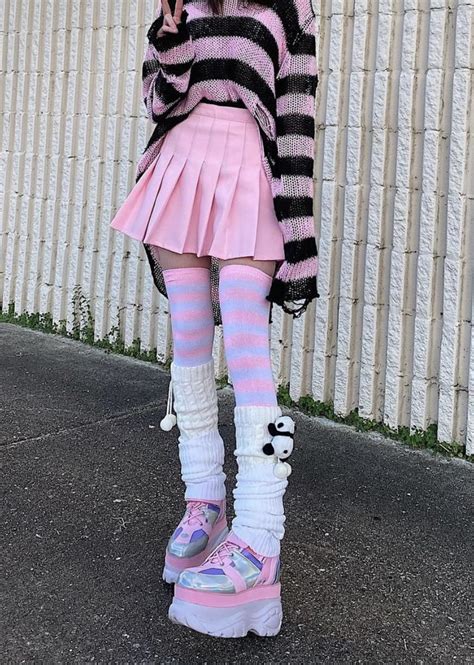 Pin By Alys09 On ･ﾟ Fashion Kawaii Clothes Pastel Goth Fashion Pastel Goth Outfits