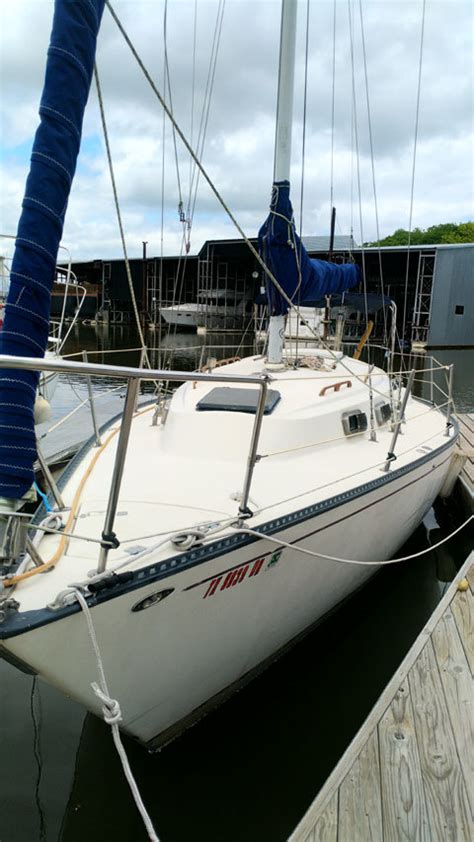 Pearson 32 — Sailboat Guide