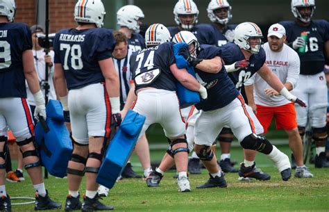Could This Offensive Lineman Be The Next Auburn Football Commit