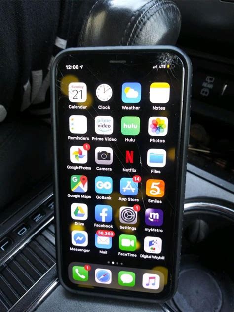 Unlocked Iphone X 64g Screen Cracked For Sale In Allen Tx 5miles Buy And Sell