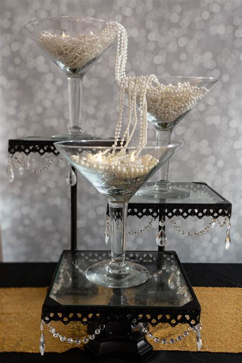 8 Elegant Diy Great Gatsby Centerpieces Gatsby Party Decorations 20s Party Decorations