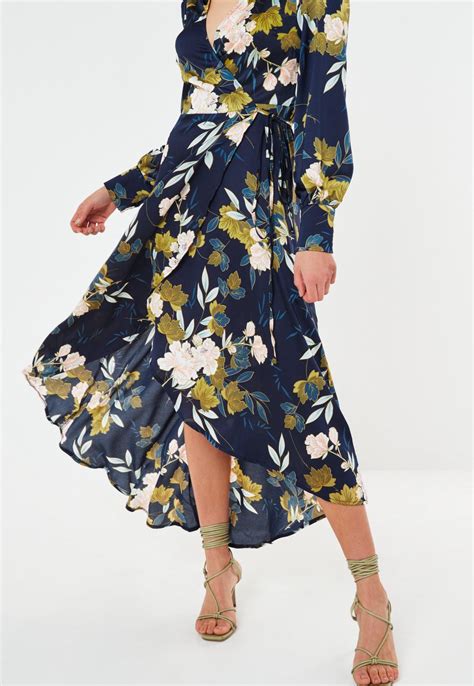 Navy Floral Satin Wrap Midi Dress Missguided