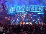 File:Wrestlemania XXVII Stage.jpg - Wikimedia Commons