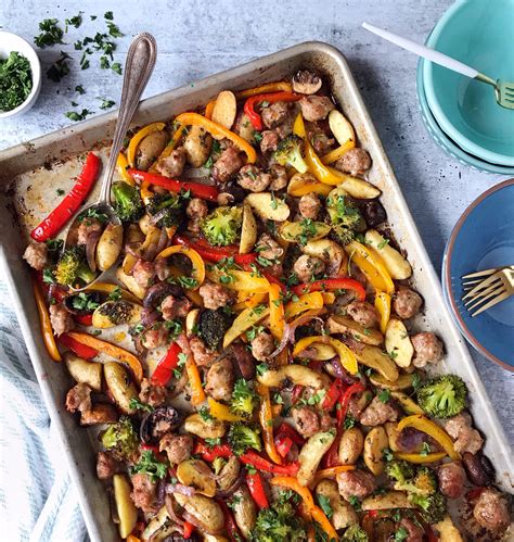 One-Pan Italian Sausage and Roasted Vegetables. - DomestikatedLife