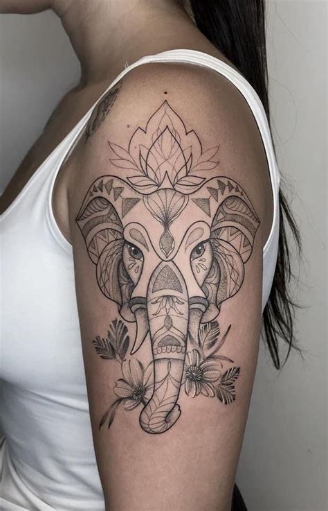 Pin By Kaylah On Tatuajes Hip Tattoos Women Elephant Tattoos Thigh