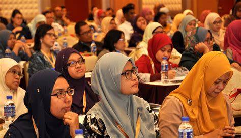 1 ч, 20 мин и 9 сек, битрейт: Persidangan Kebangsaan Program Keberkesanan Big Data Di ...