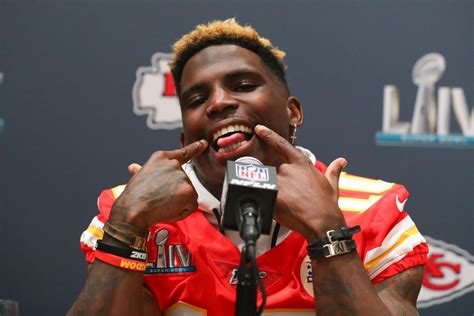 Kansas City Chiefs Star Wr Tyreek Hill Pairs Up With Nba Star Against