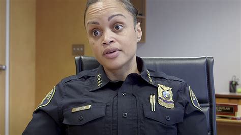 Philadelphia’s Police Commissioner Danielle Outlaw Must Resign Ewc Communication