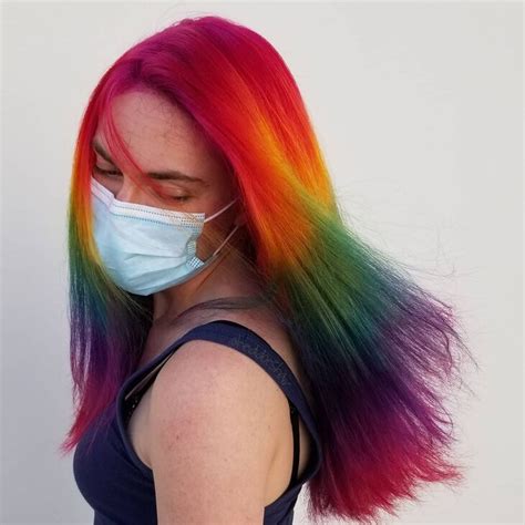 15 Girls That Dared To Dye Their Hair In The Riskiest Shades Of Rainbow