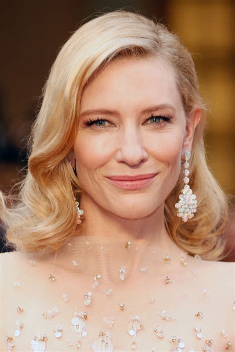 best actress winner cate blanchett at the 2014 oscars stunning earrings with images