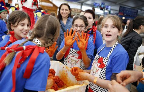 Csabai Sausage Festival Named Second Best European Autumn Food Festival Hungary Today