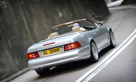 Buying a bad one can leave a hole in your bank account and take the shine off owning one of the best cars to come from stuttgart.r107s are very resilient to high mileage, and. Mercedes-Benz R129 SL500 SL 500 - AL 2089 | Ben Molloy ...